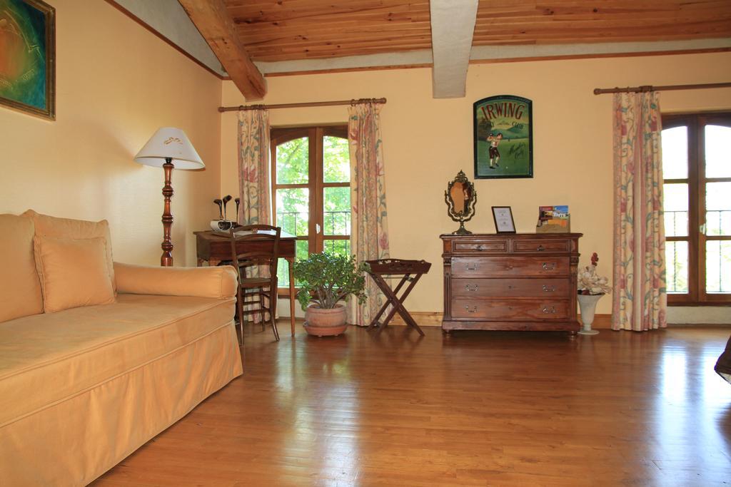La Pigario Lisle-sur-Tarn Quarto foto